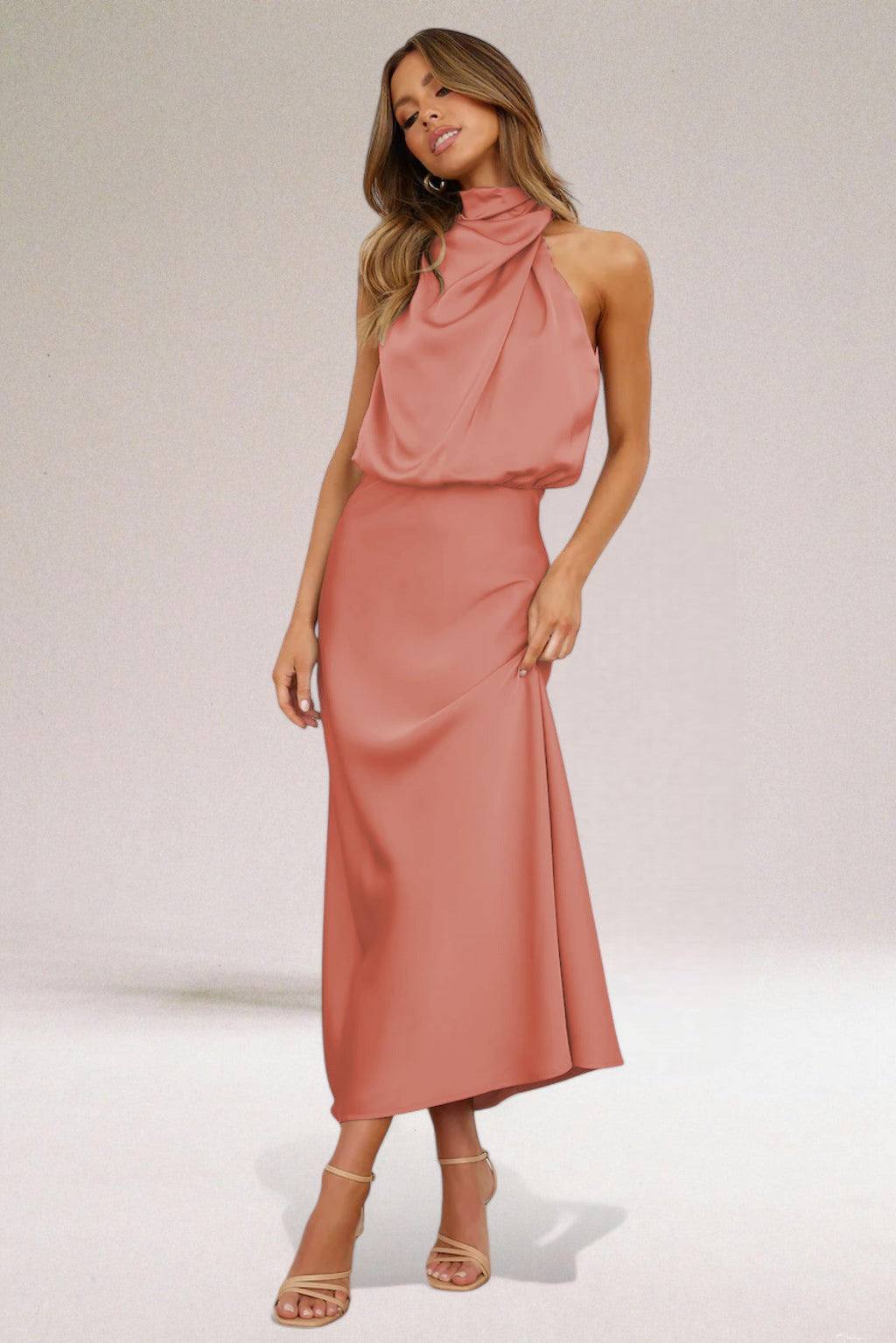 Lou™ - Glamouröses Satinkleid mit Neckholder
