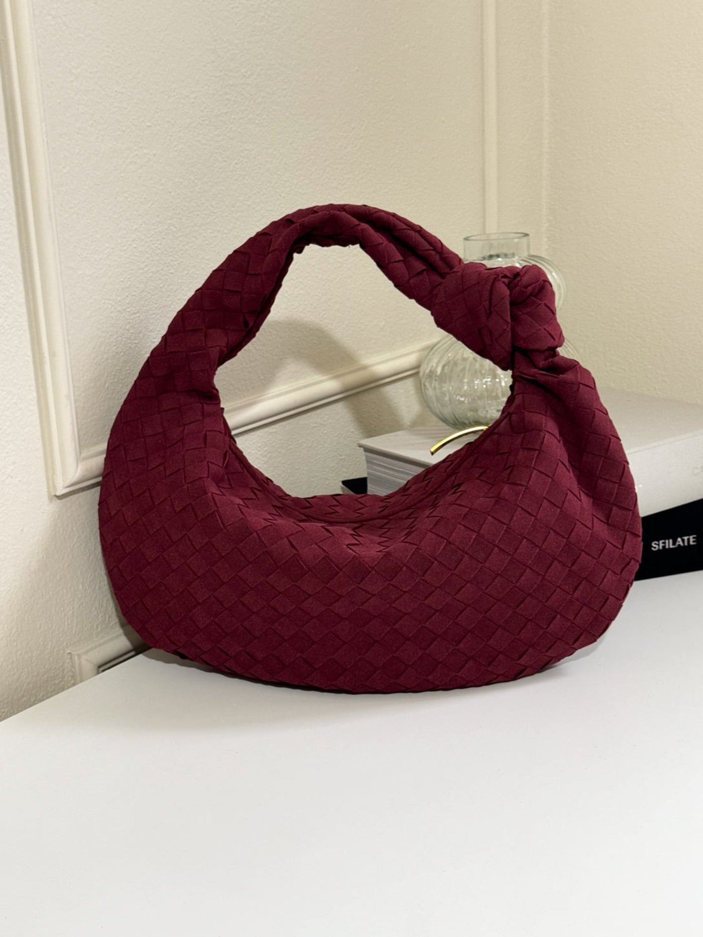 Elisa™ - Geknotete geflochtene mittlere Wildledertasche