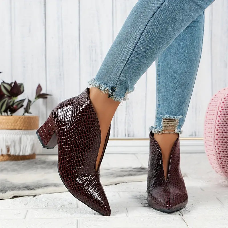 Iris™ - Damenstiefel mit spitzem Absatz