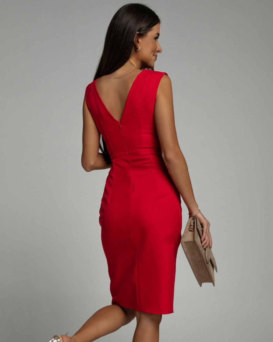 Delilah - Elegantes Kleid mit V-Ausschnitt