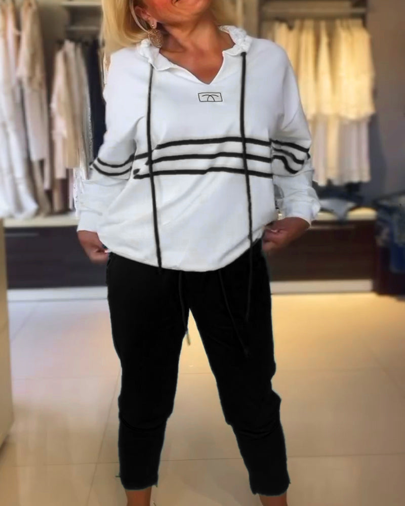 Mira - gestreifte Hose und Kapuzenjacke inklusive