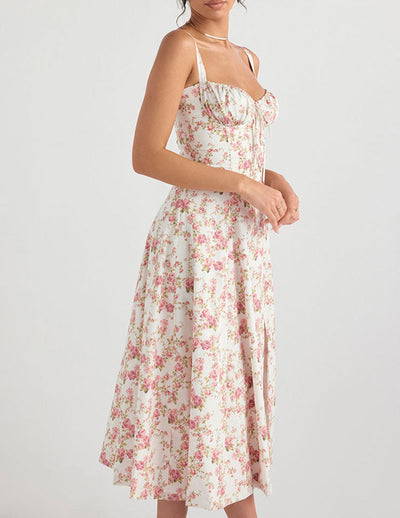 Flora™ - Taillenformendes Blumen-Sonnenkleid