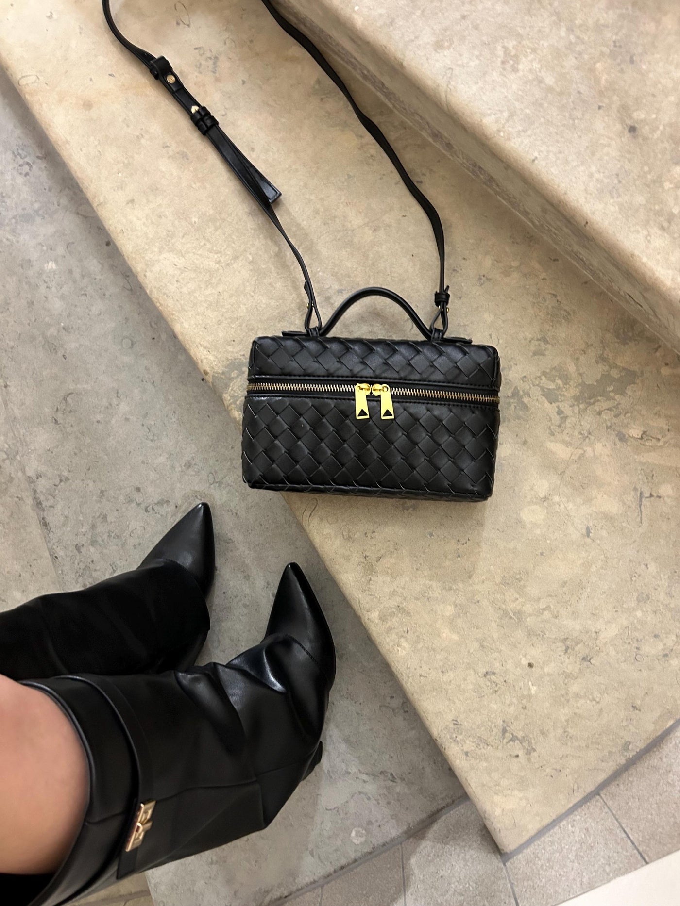 Mira™ - Polierte strukturierte gewebte Tasche