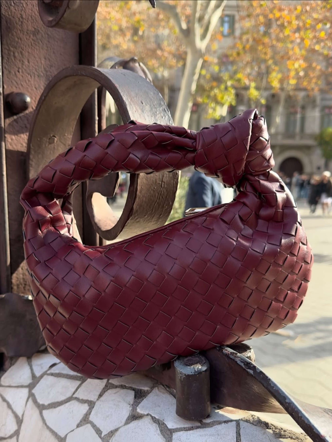 Fabienne™ - Geflochtene Tasche mit kleinem Griff