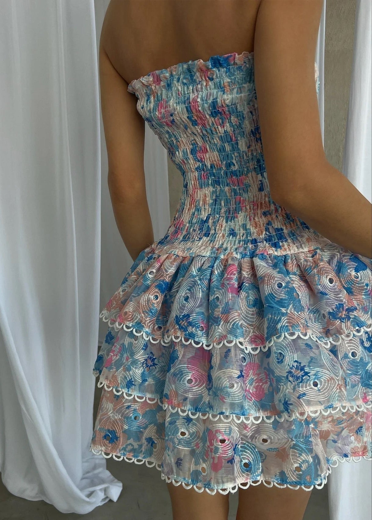 Malia™ - Trägerloses geblümtes Kleid