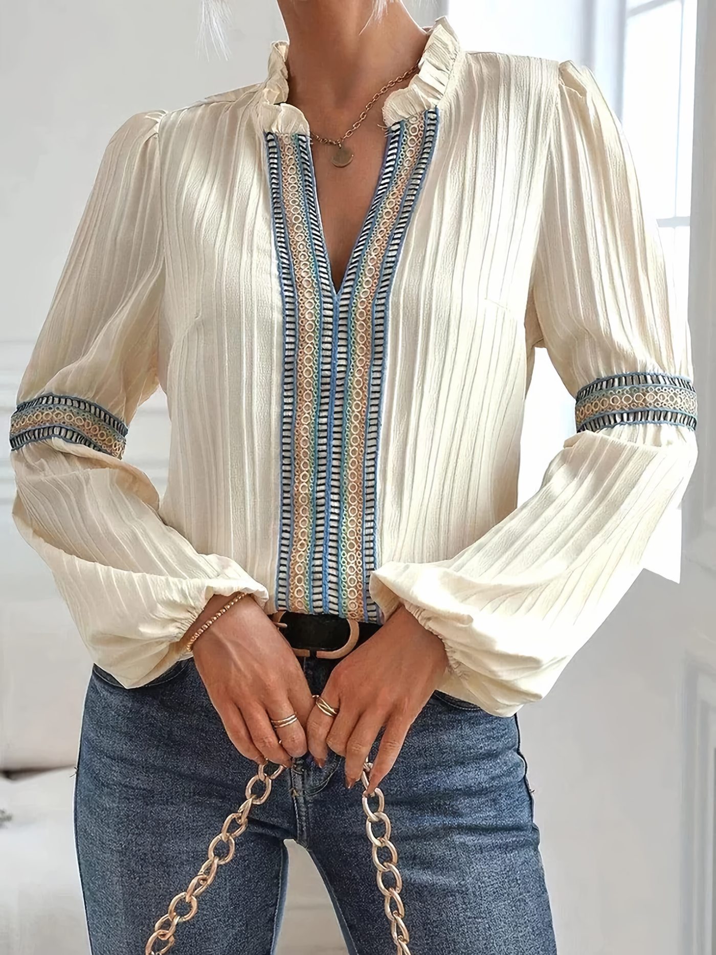 Colette™ - Wunderschöne Bluse mit V-Ausschnitt
