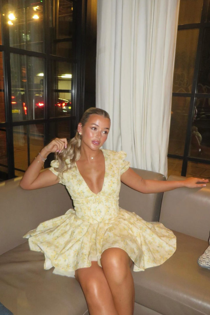 Emily™ - Geblümtes Minikleid