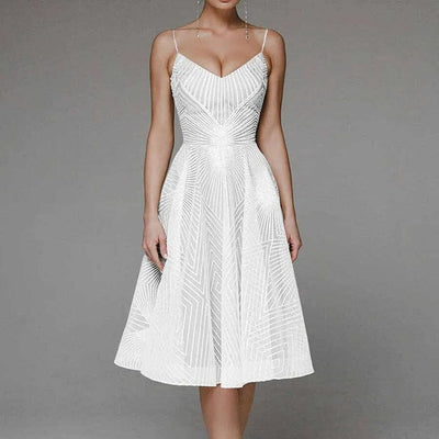 Lucie - Elegantes Kleid mit offenem Rücken