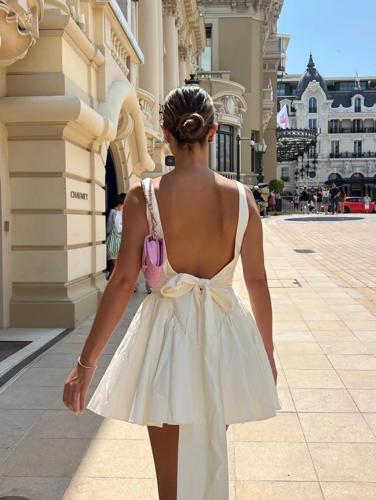 Isabelle | Romantic Mini Dress with Open Back