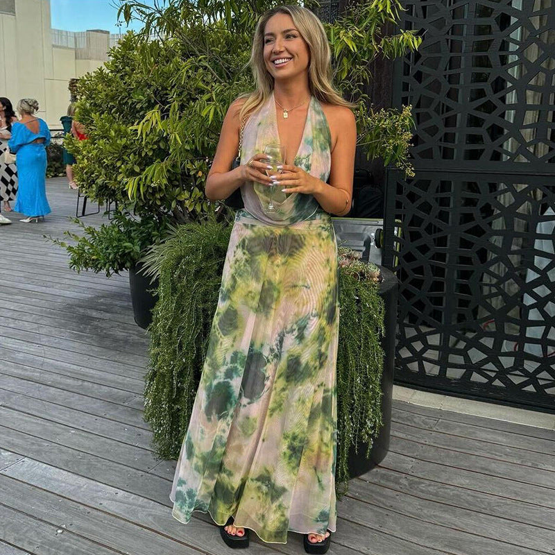 Emilia™ – Backless Halter Maxi Dress