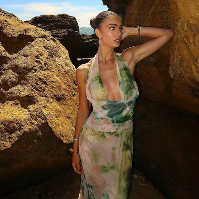 Emilia™ – Backless Halter Maxi Dress