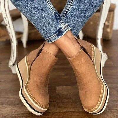Kamala™  - Lässige Keilstiefeletten