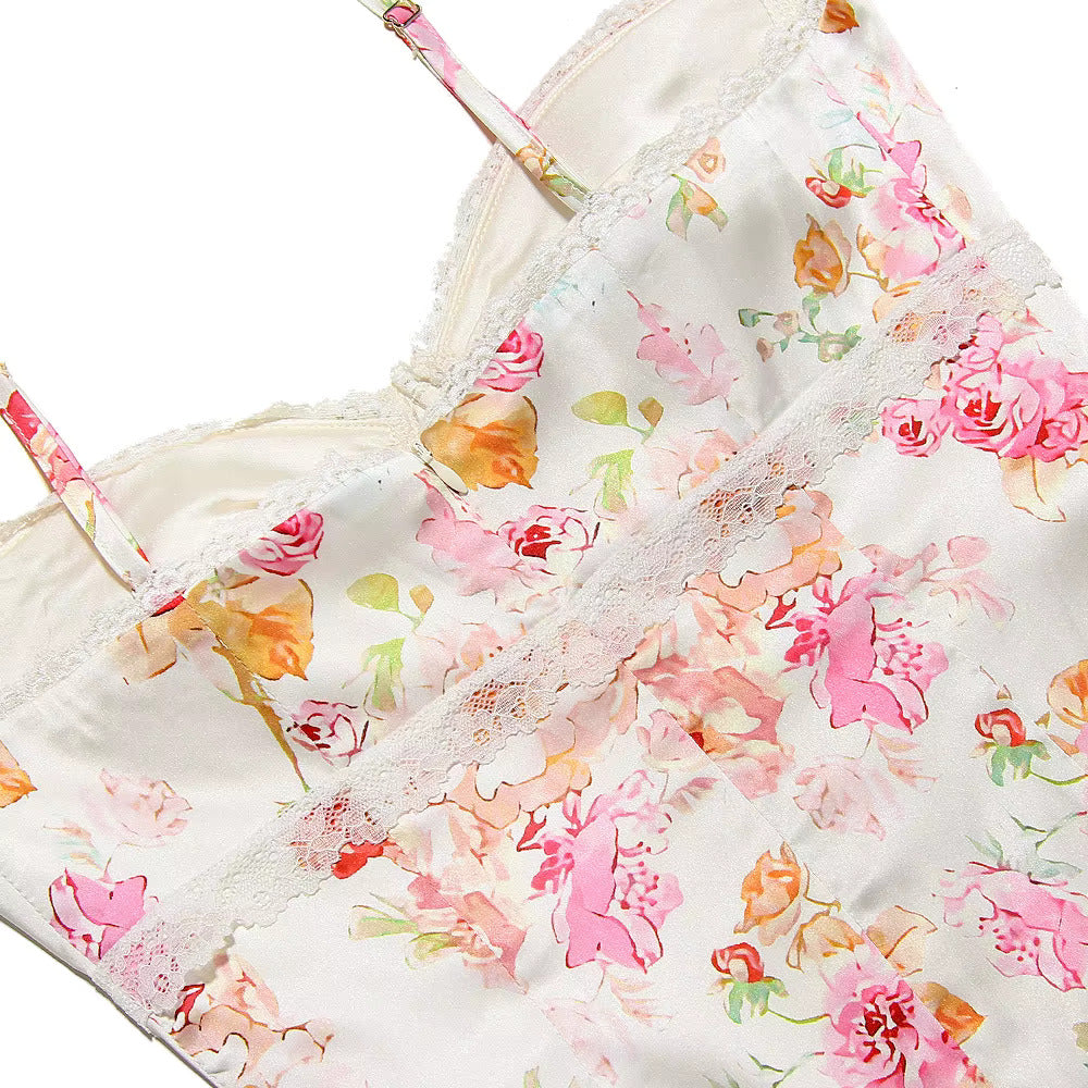 Lucy™ - Maxikleid aus Satin mit Blumenmusters