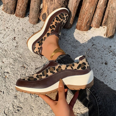 Fiora Sneaker