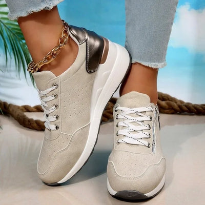 Evelina Sneaker