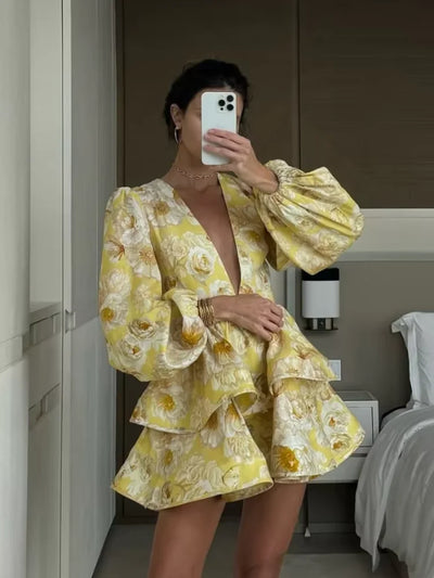 Annika™ - Geblümtes Rüschenkleid