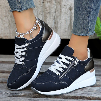 Evelina Sneaker