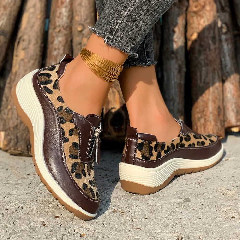 Fiora Sneaker