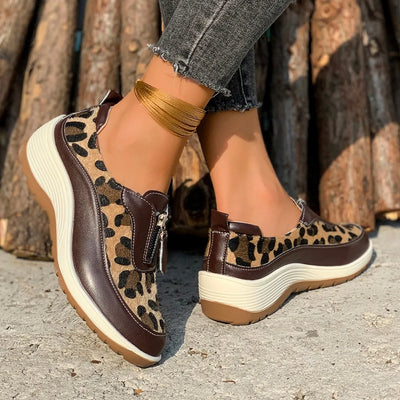 Fiora Sneaker