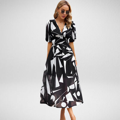 Stella – Elegantes Kleid mit V-Ausschnitt
