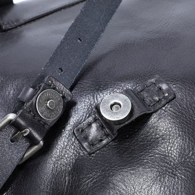 Bodo™ - Kleiner schwarzer Lederrucksack