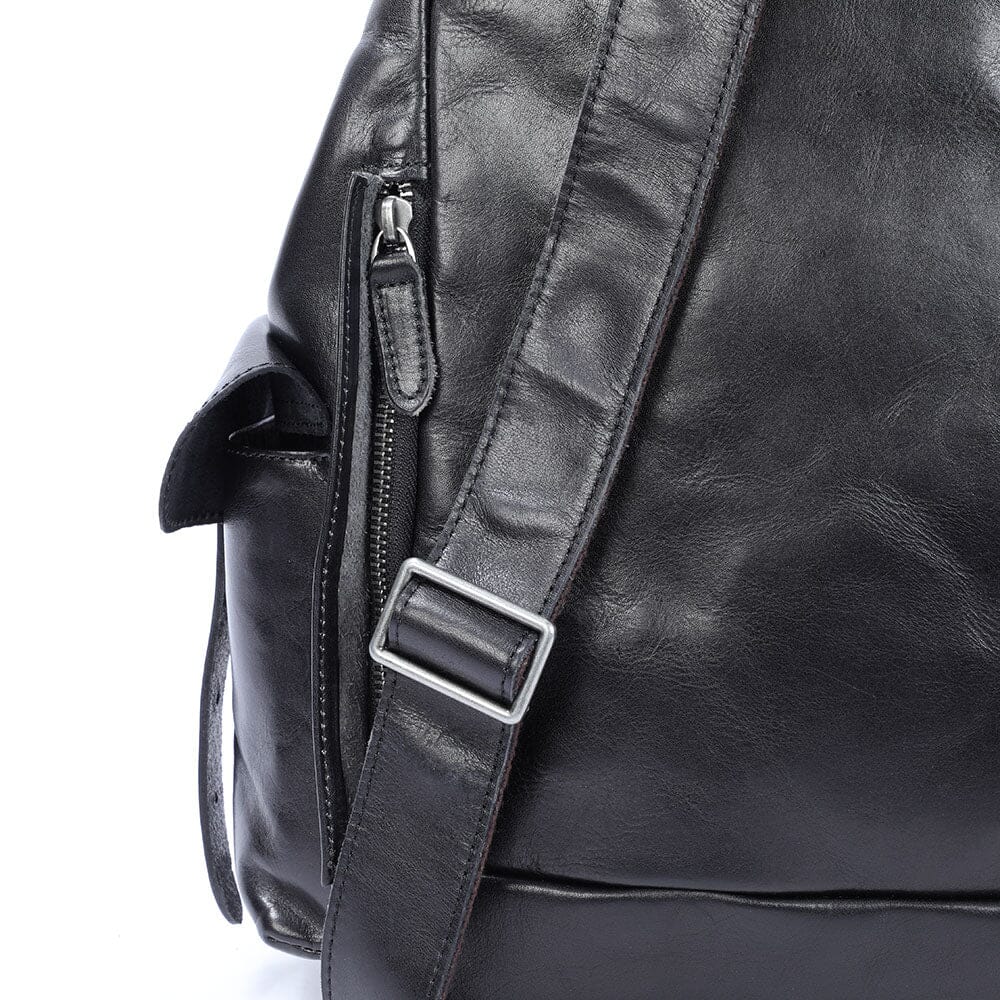 Bodo™ - Kleiner schwarzer Lederrucksack