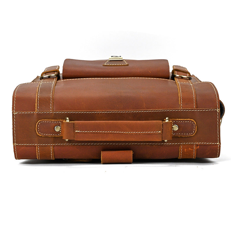 Girona™ - Wandelbarer Rucksack aus Leder
