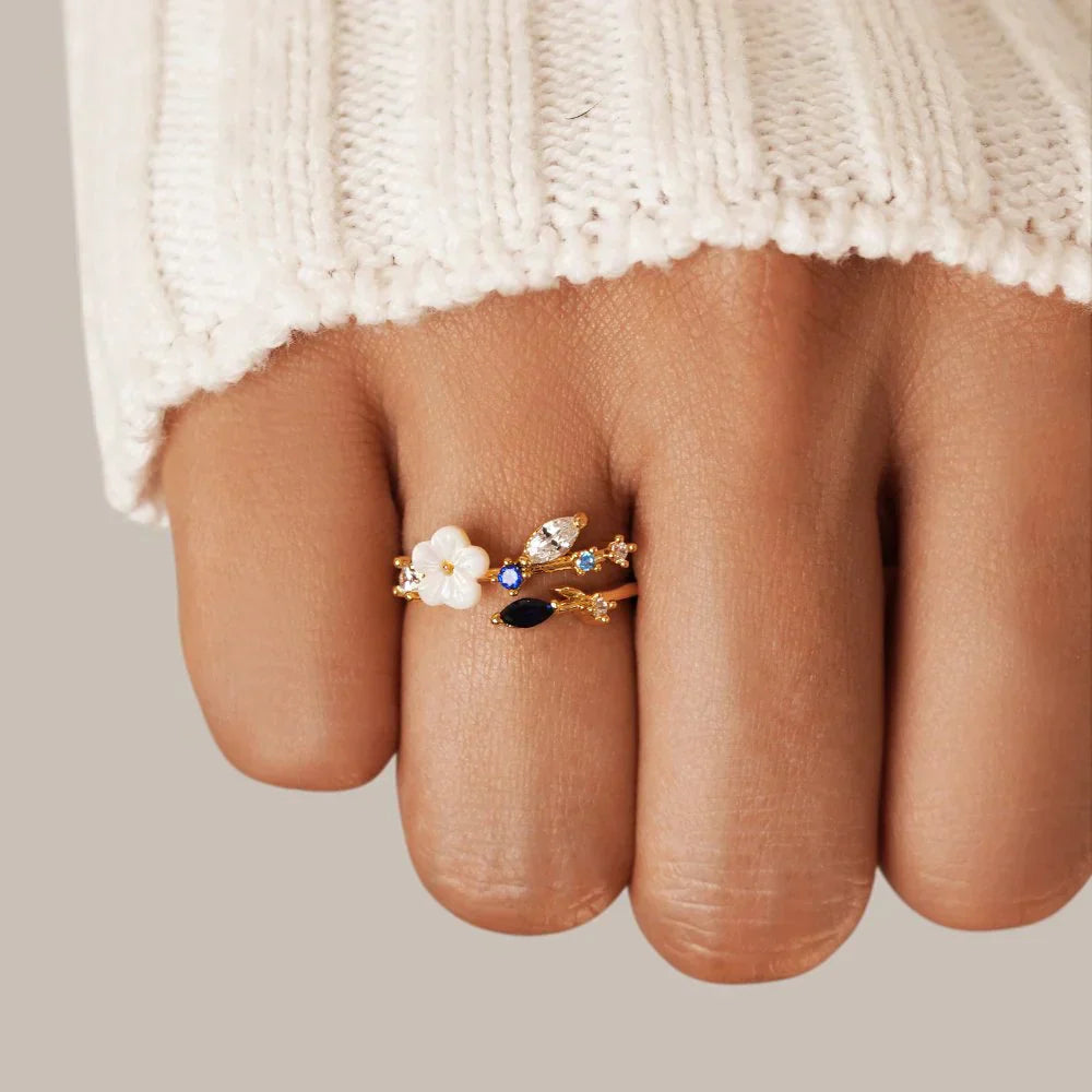 Elma™ - Blossom Ring
