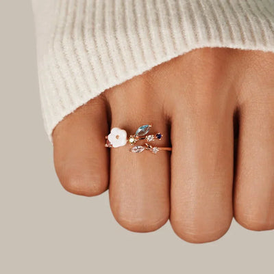 Elma™ - Blossom Ring