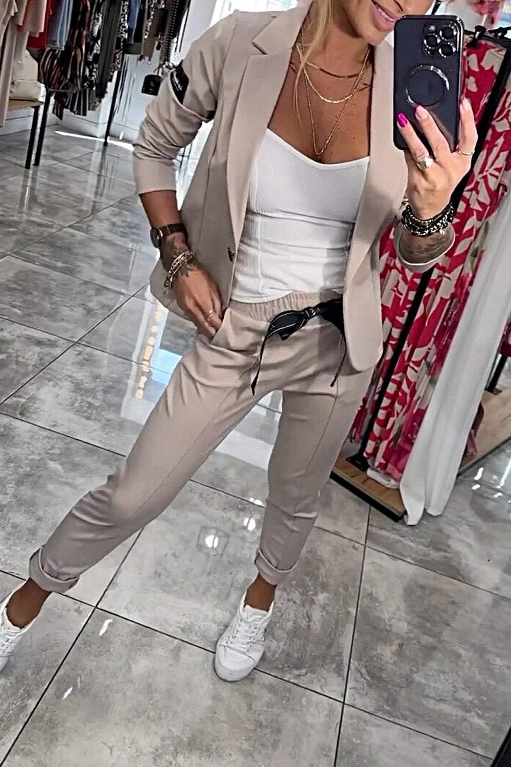 Moxie - Zweiteiliges Damen-Set Oberteil mit Jacke und Gummizug