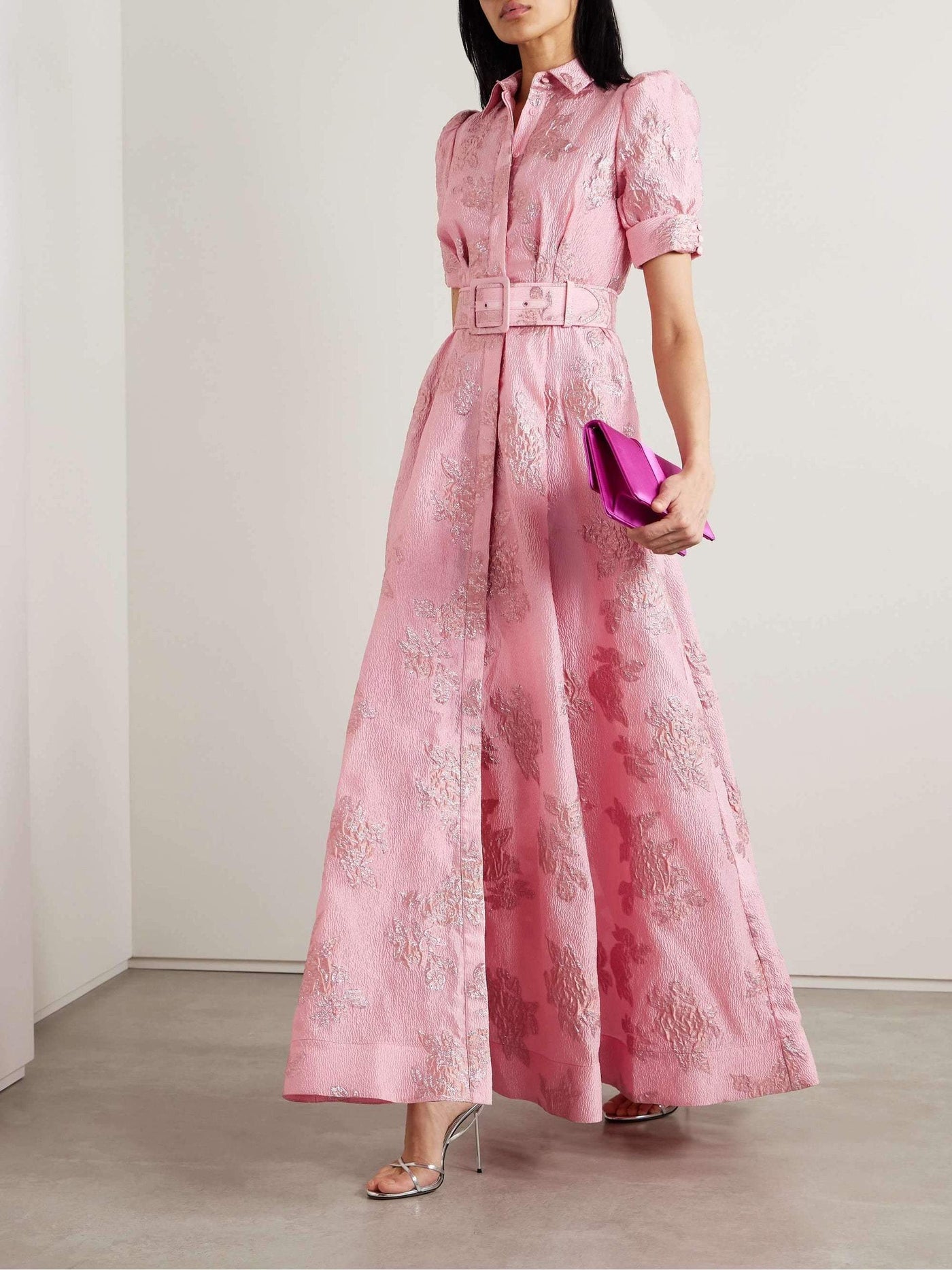 Anabella - Kurzes Kleid mit Puffärmeln