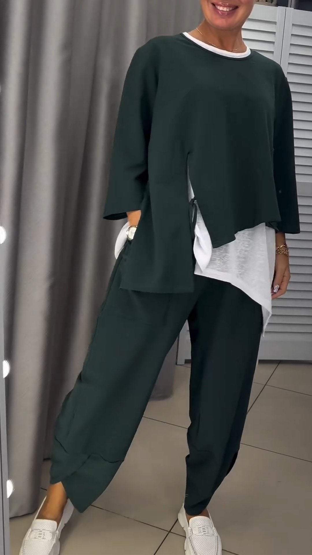 Livia-Set aus Oberteil und Hose mit Rundhalsausschnitt für Damen