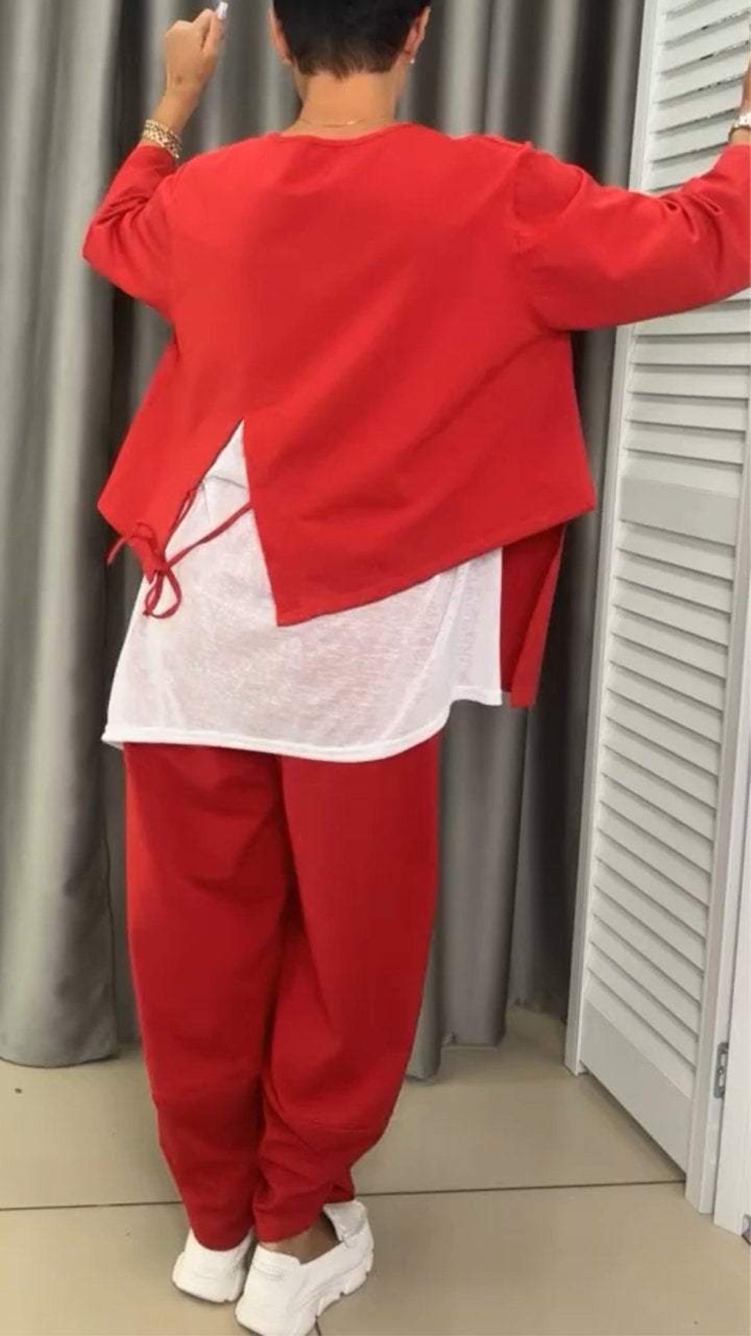 Livia-Set aus Oberteil und Hose mit Rundhalsausschnitt für Damen