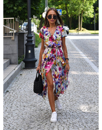 Yasmine™ - Stilvolles Kleid mit V-Ausschnitt