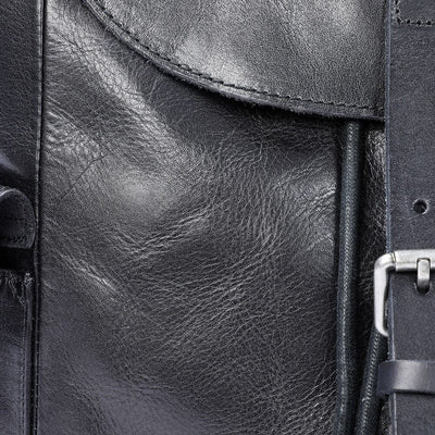 Bodo™ - Kleiner schwarzer Lederrucksack