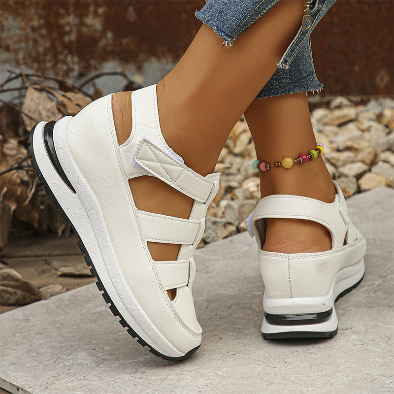 Sneaker-Sandalen mit geschlossener Spitze