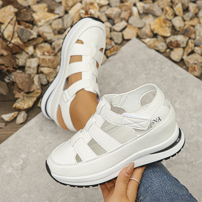 Sneaker-Sandalen mit geschlossener Spitze